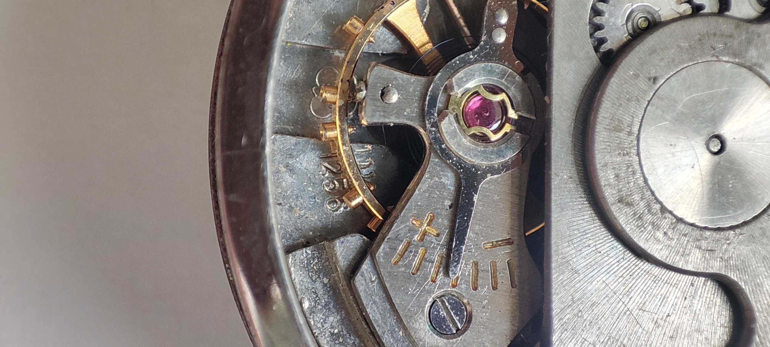 mechanizm DOXA automat na chodzie