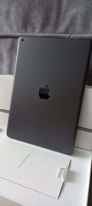 Ipad 8-gen 3/32 only WI-FI