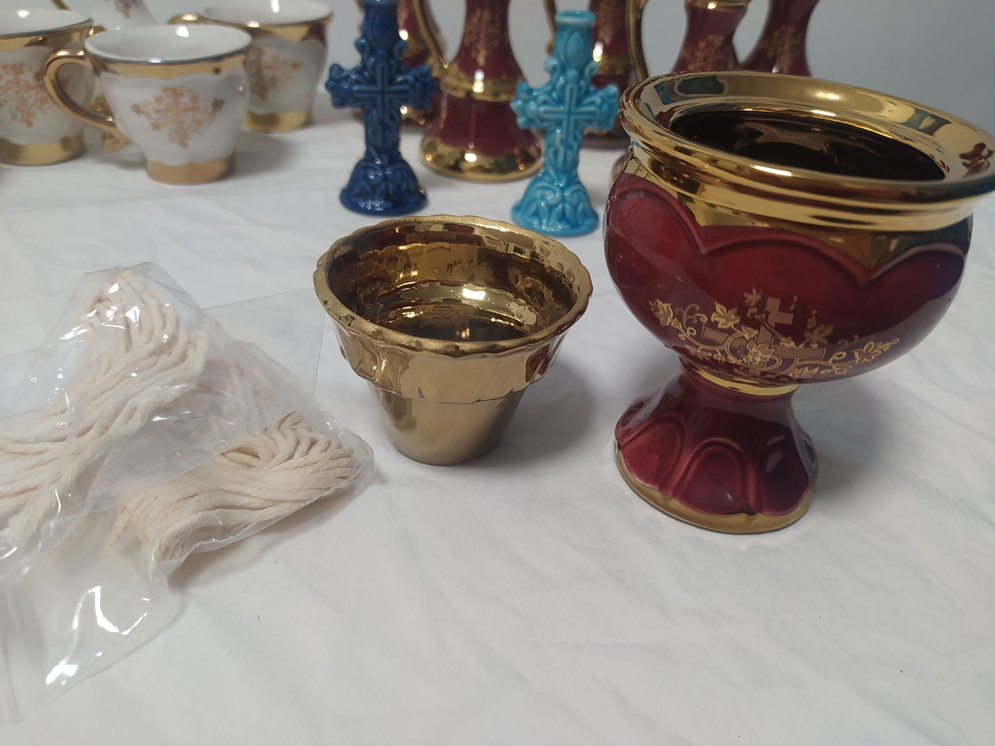 Церковная керамика, подсвечники, лампадки, чашки