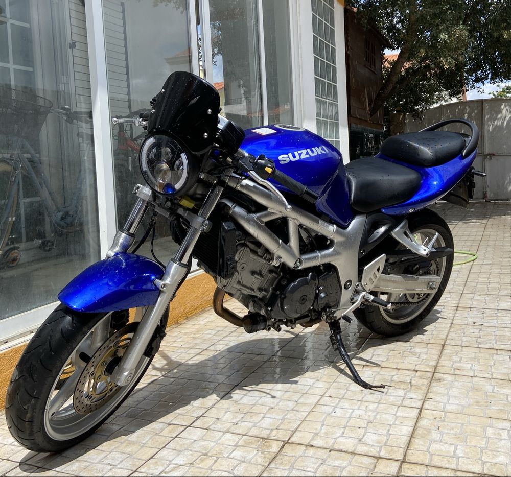 Suzuki SV650S 25kw (deslimitada)
