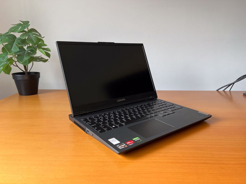Portátil Lenovo Legion 5