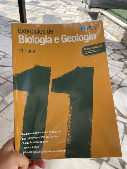 Caderno de exercicio - Biologia e Geologia 11ano.