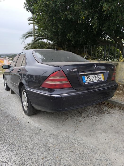 Mercedes S320  de 2001 avariado