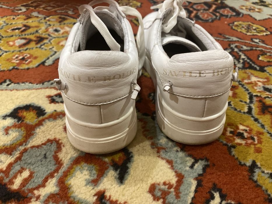 Жіночі шкіряні кросівки