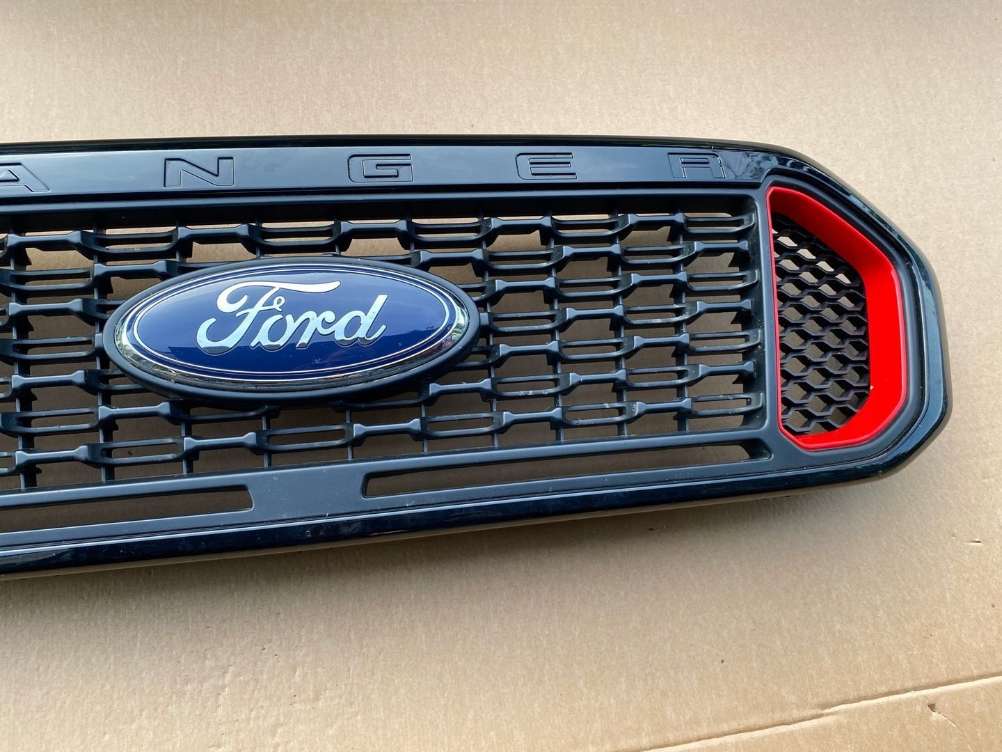 ATRAPA Ford Ranger Raptor