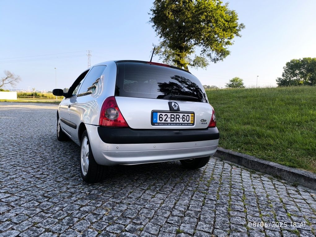 Renault Clio comercial
