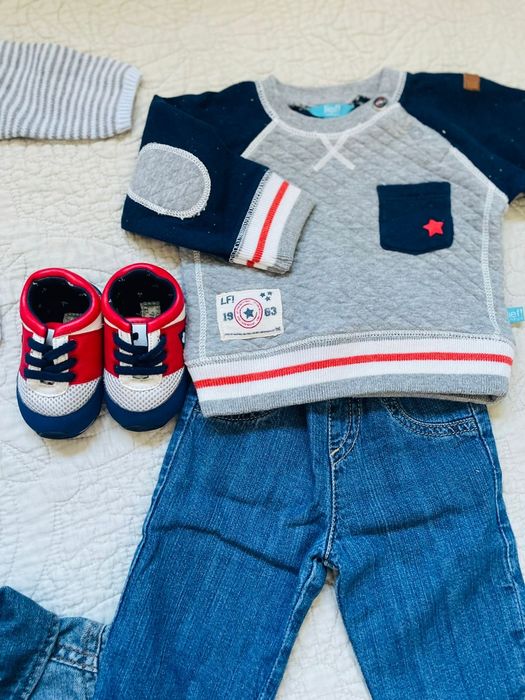 Roupa de bebé menino