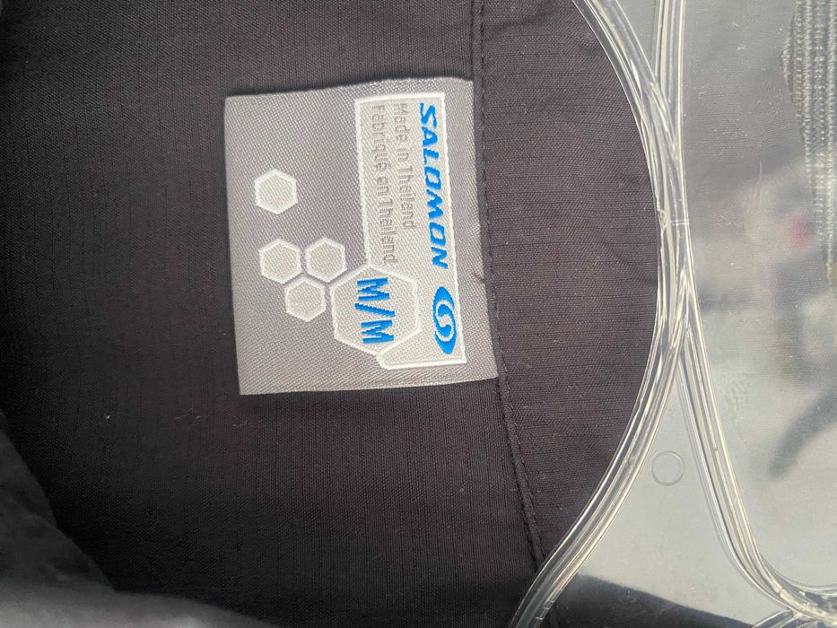 Czarna, lekka koszula Salomon