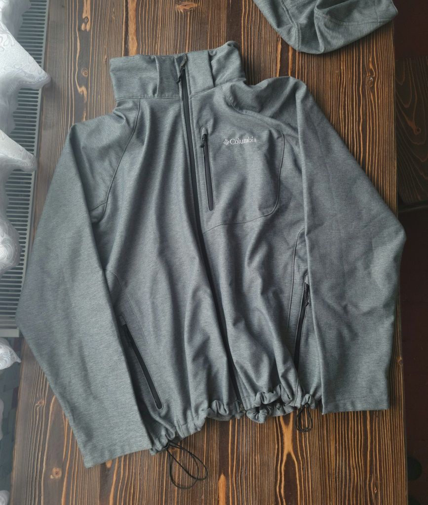 Куртка Сolumbia Softshell (оригінал). Колумбія

як нова водо/вітрозахи