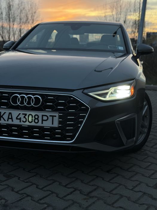 Продам Audi a4b9 2020 року