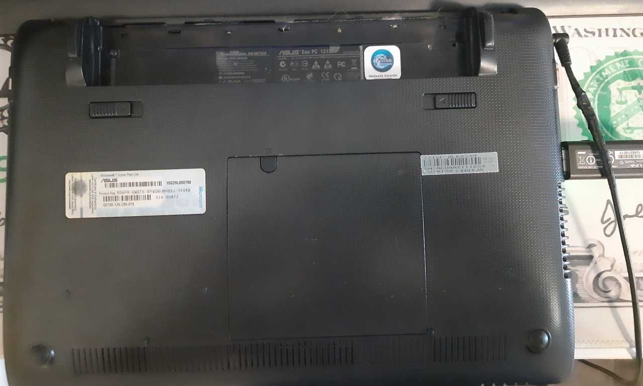 Продам Нетбук ASUS Eee PC 1215N