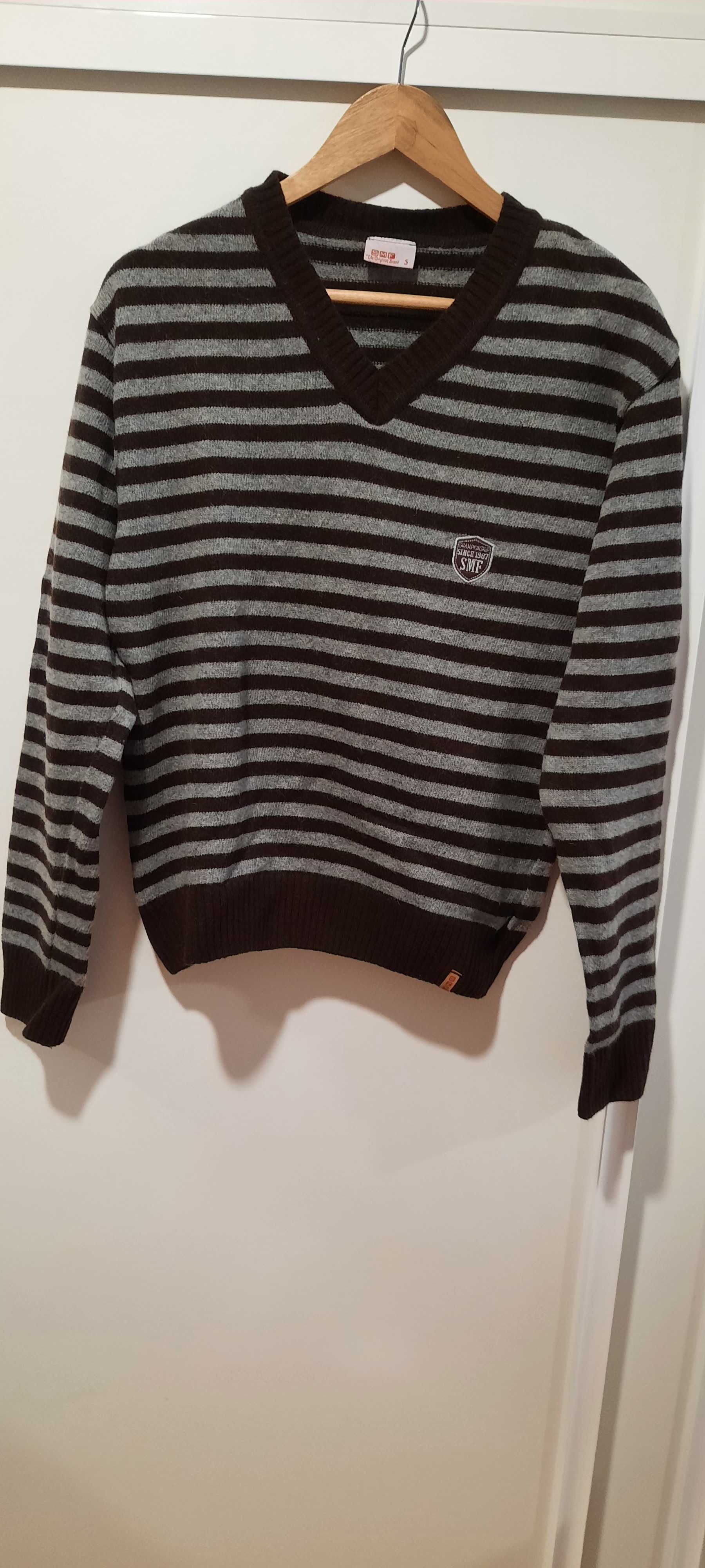 Pullover de lã, da marca SMF. Tam M