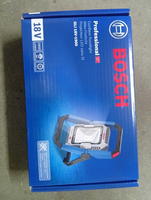 Lampa halogen roboczy LED Bosch GLI 18V-1900 nowy