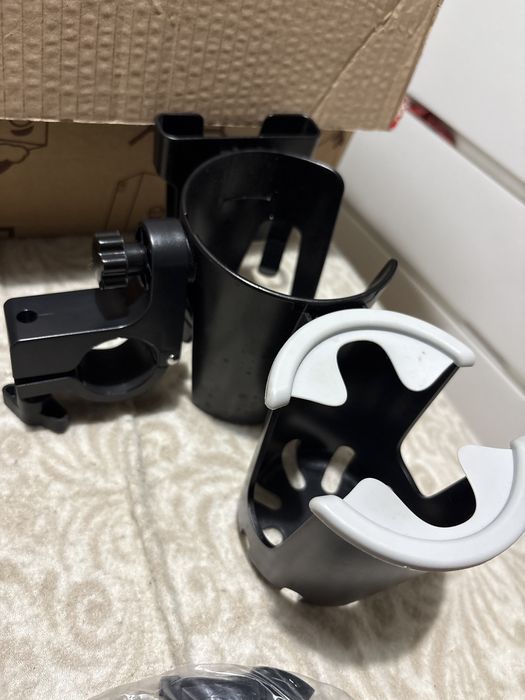 Porta-copos para carinho de bebé