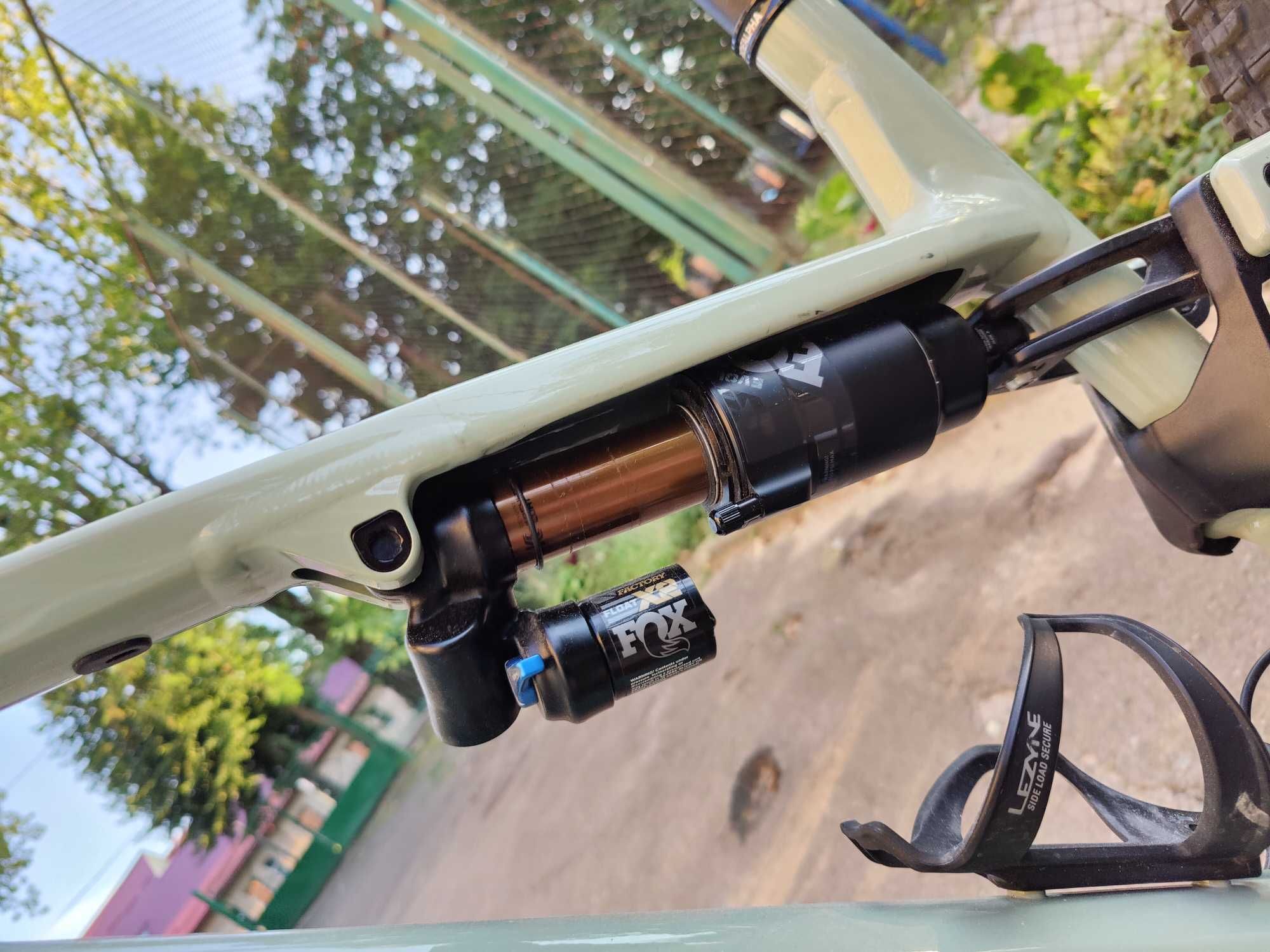 Commencal META SX V4 (Zeb ult, Fox X2)