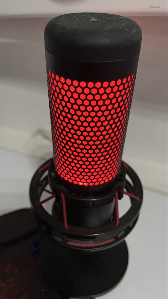 Микрафон HyperX QuadCast