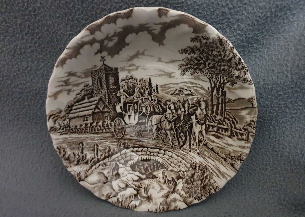 Taça Myott Royal Mail Fine Staffordshire Ware - England - Anos 70