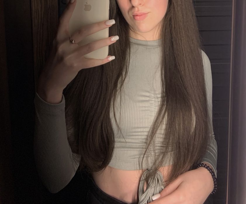 Зелений топ із завʼязками