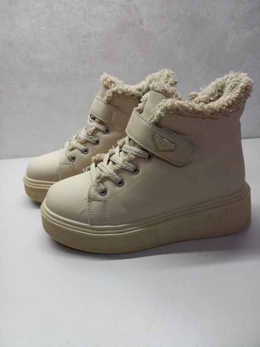 Зимові черевики чоботи для дівчинки