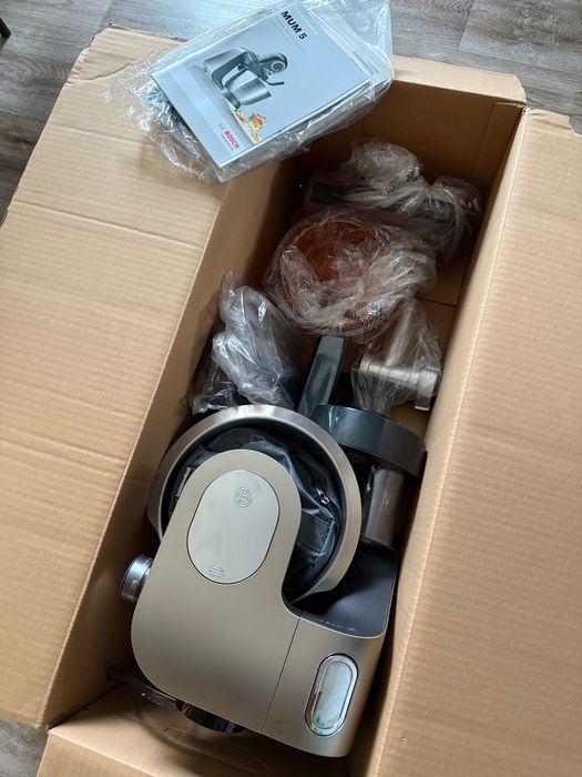 Robot planetarny Bosch Mum 5