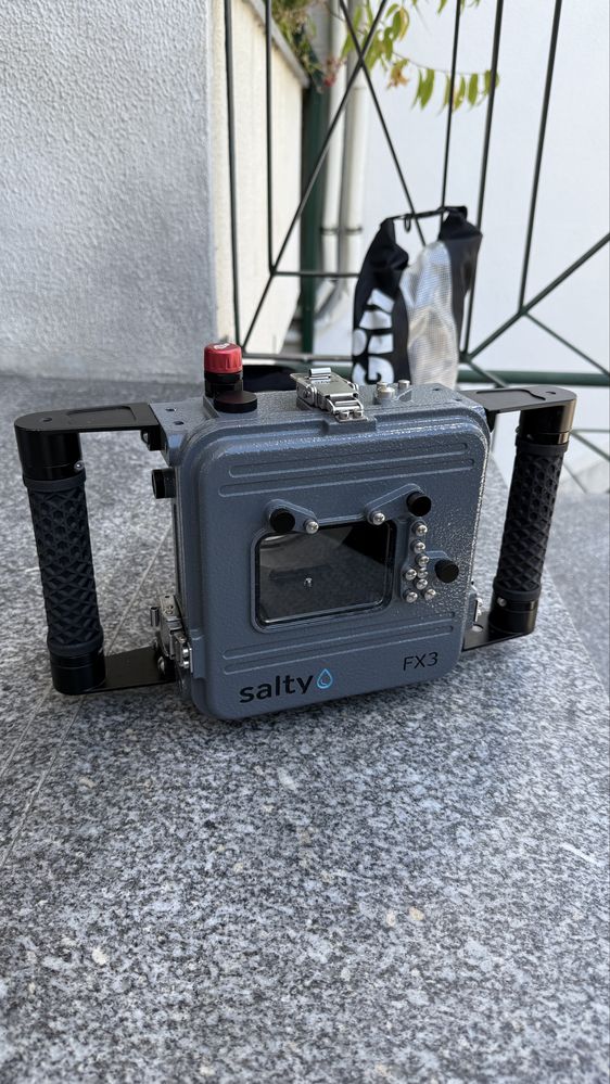 Caixa estanque Sony Fx3 Salty surf housing