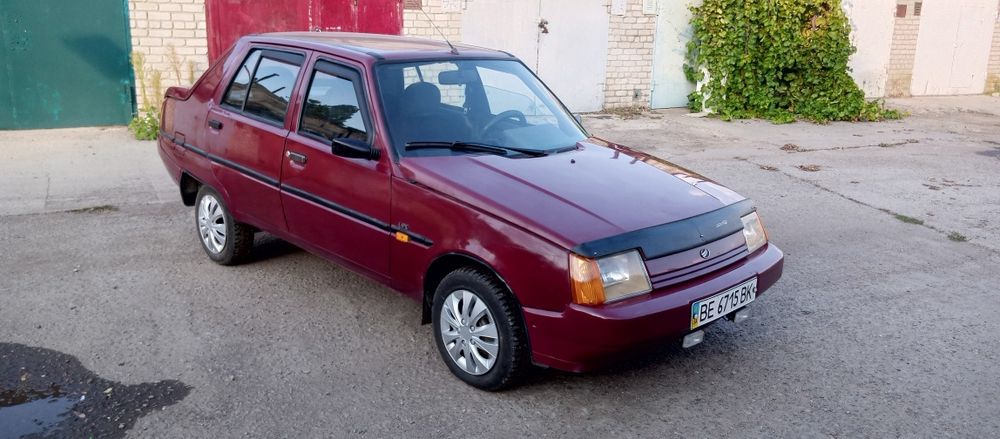 ЗАЗ славута  Люкс