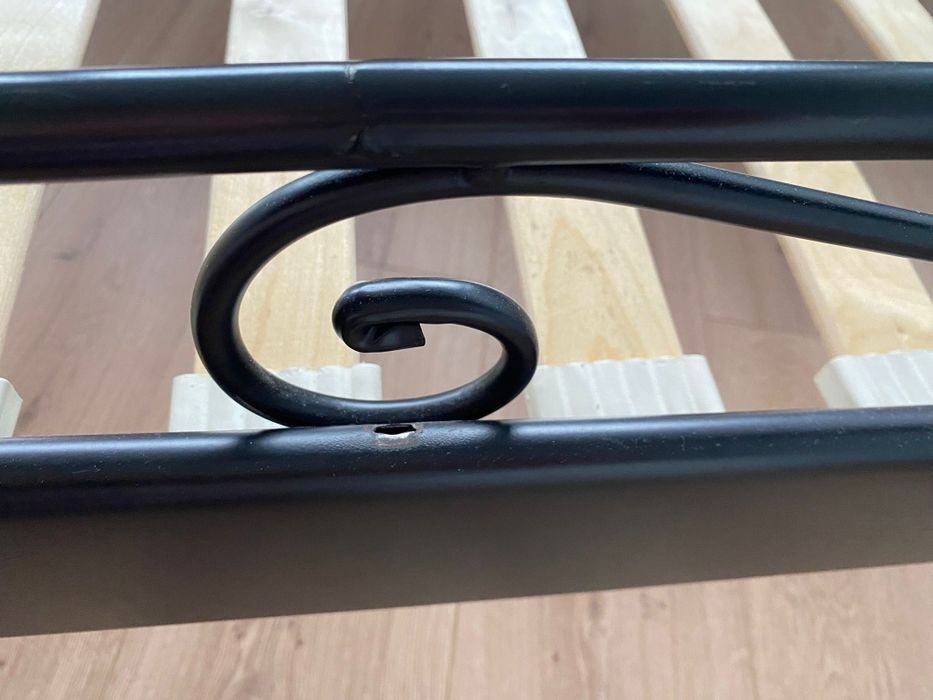 Łóżko młodzieżowe Ikea metalowe plus materac