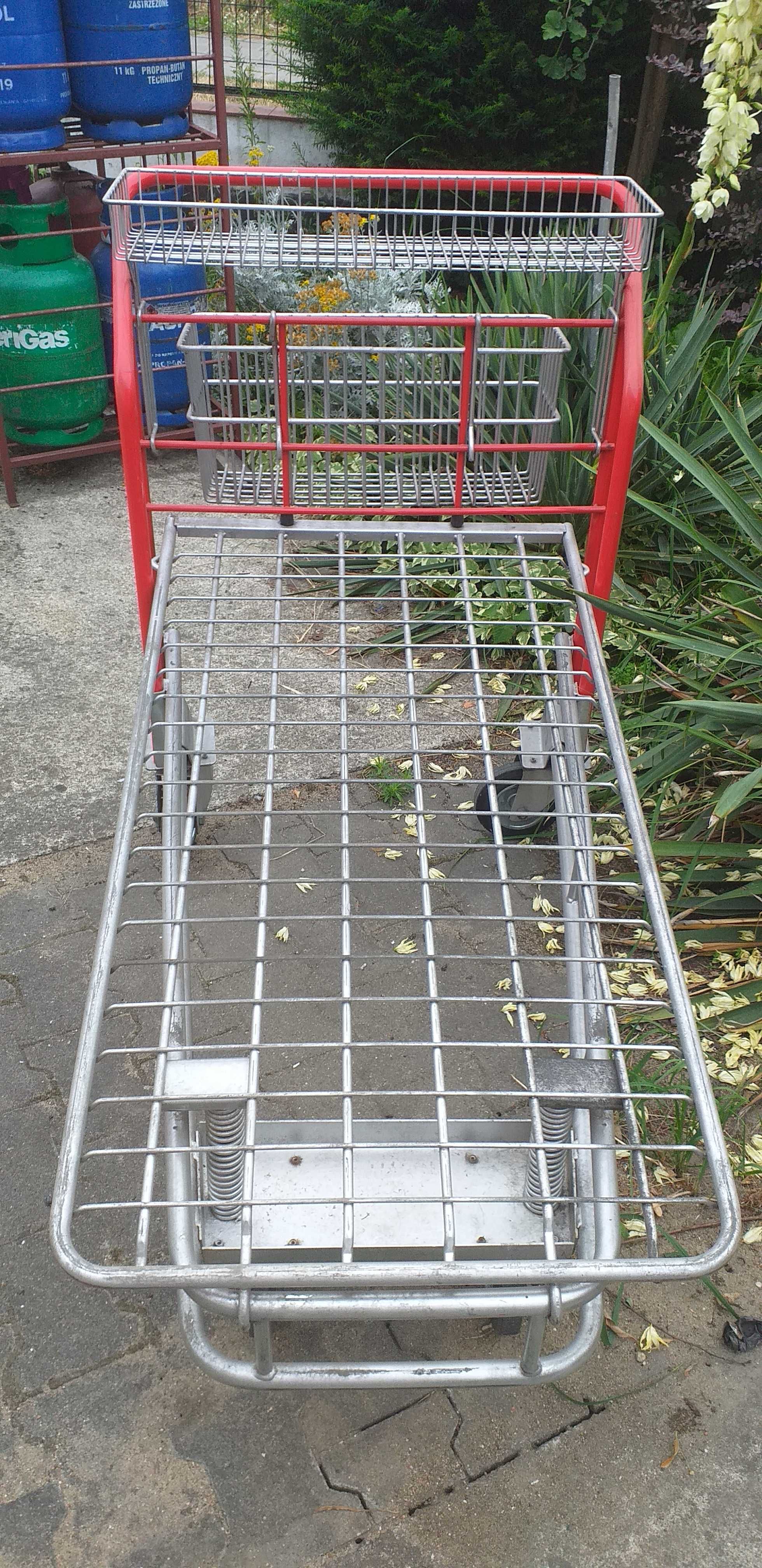 Wózek transportowy magazynowo - sklepowy