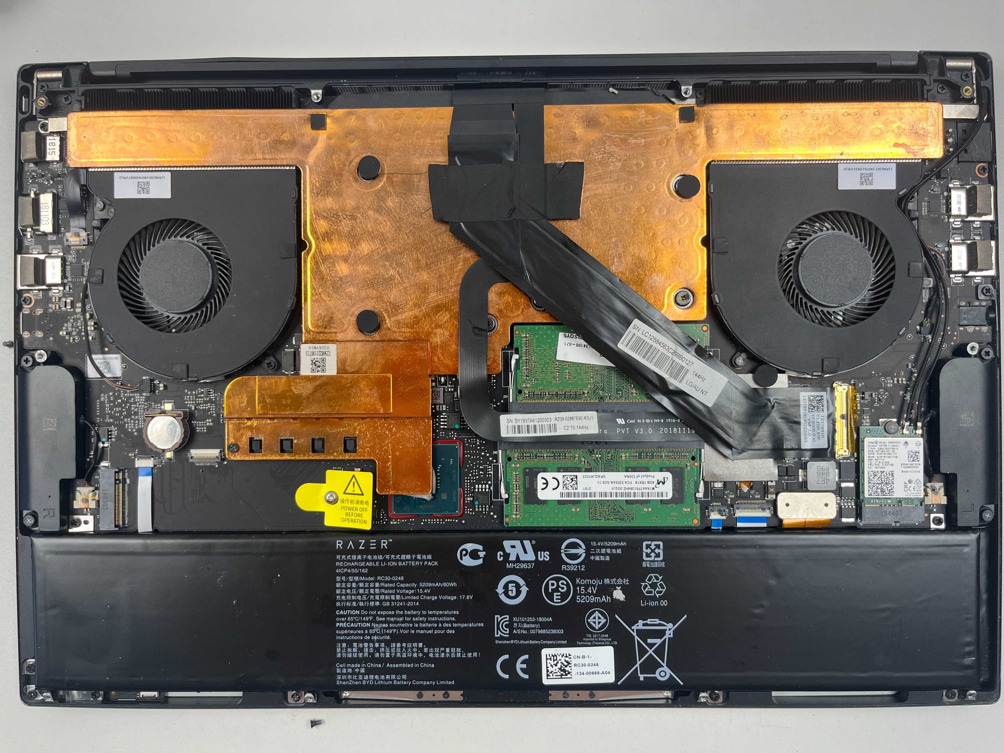 Ноутбук Razer Blade RZ09-0288 15.6" 144Гц i7-8750H 8GB RTX 2070