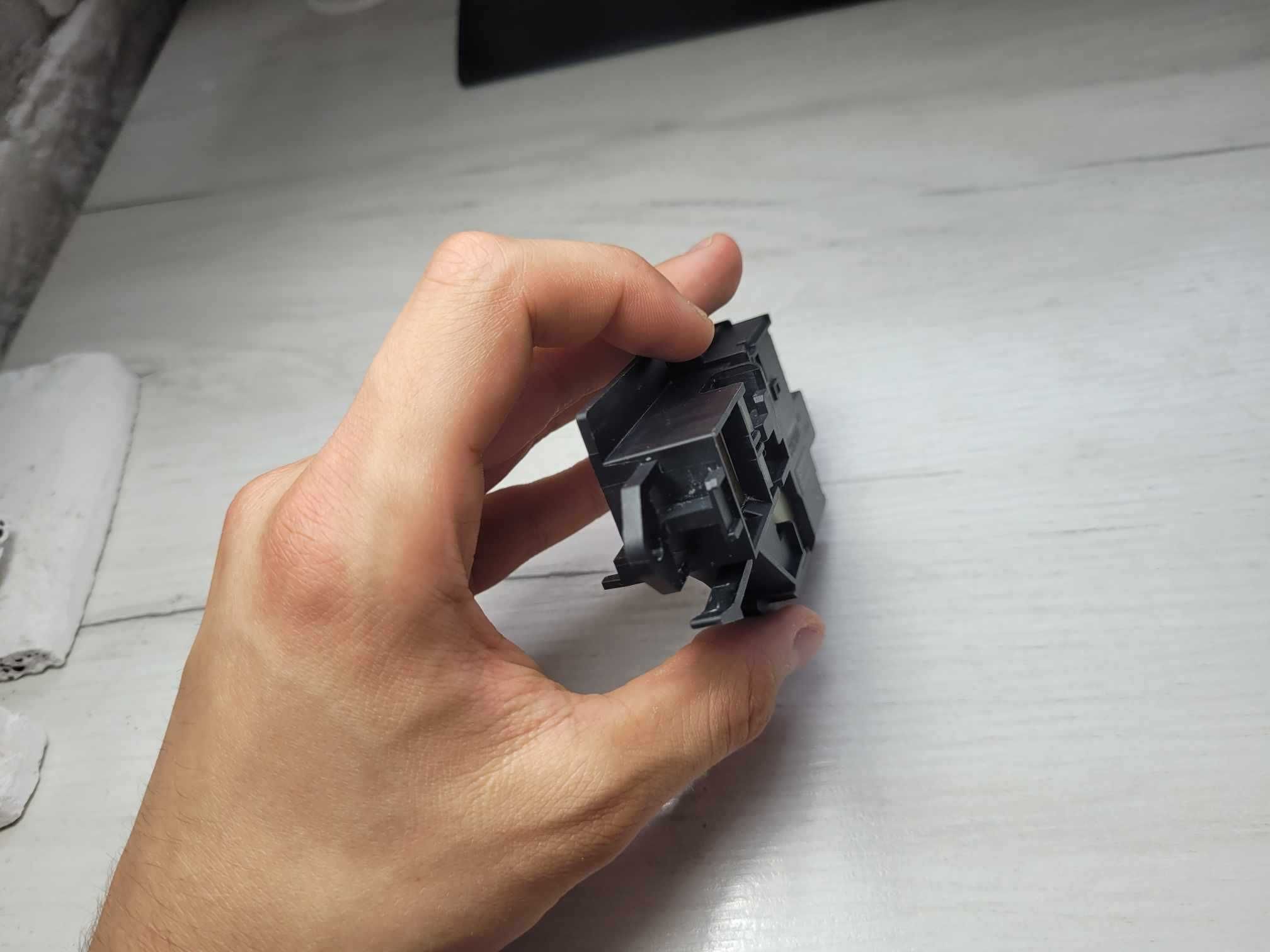 Blokada drzwi pralki ELECTROLUX DA-063663