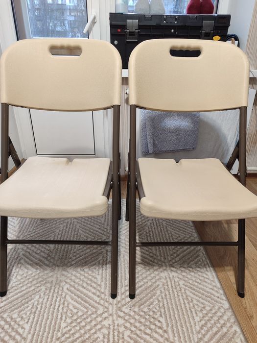 Продам стілець складний