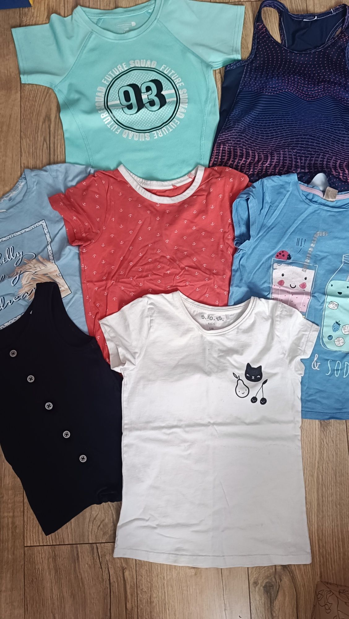 141. Bluzeczki, podkoszulki, T-shirt