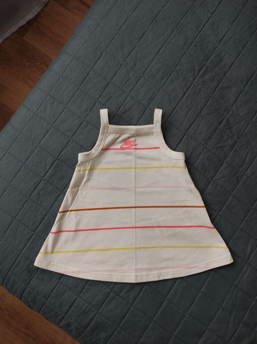 Nike 62/68 sukienka niemowlęca