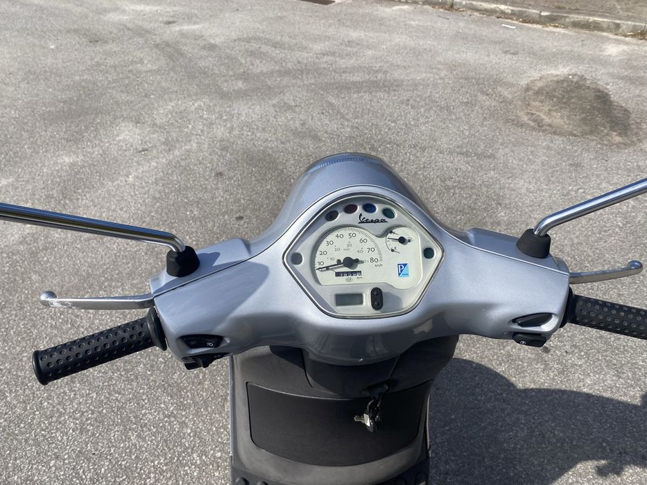 Vendo Vespa LX50