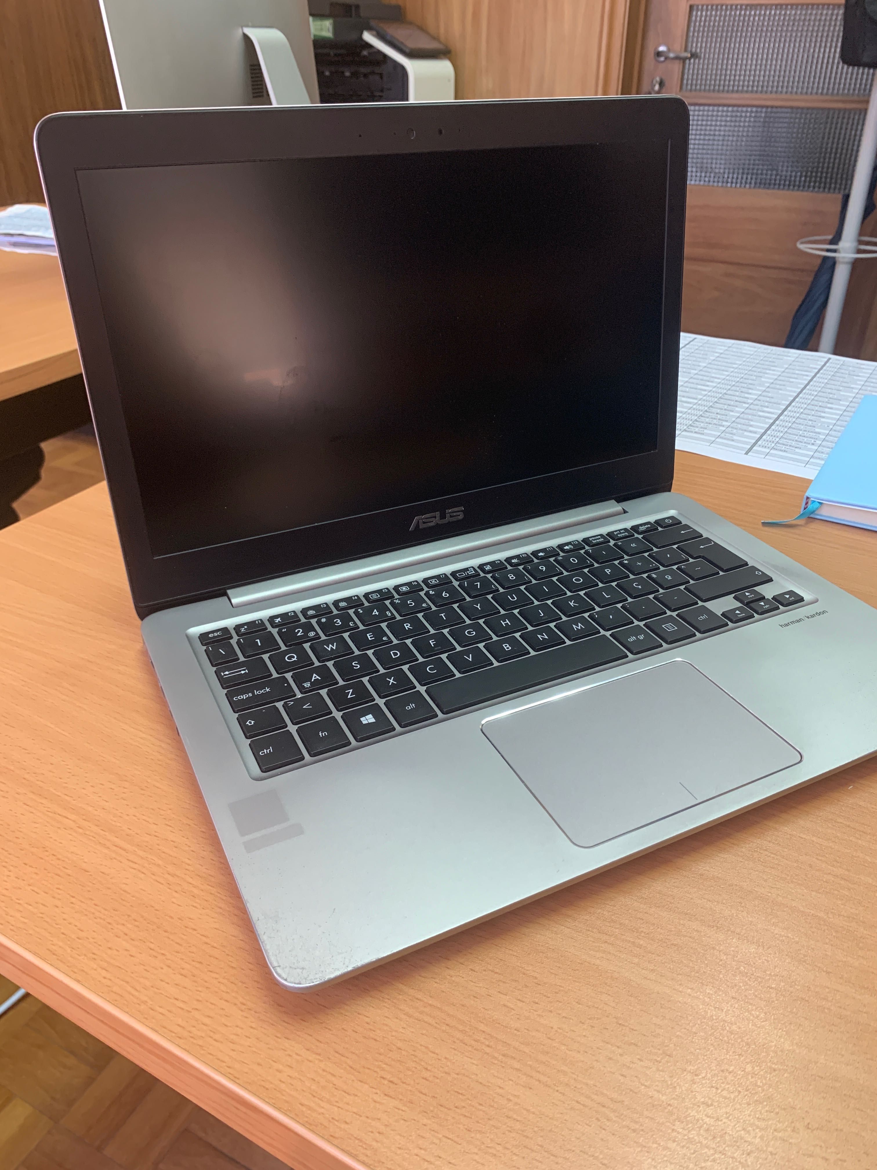 Vendo Portátil Asus 14" i3 7100u 4GB RAM 120GB SSD Cinzento