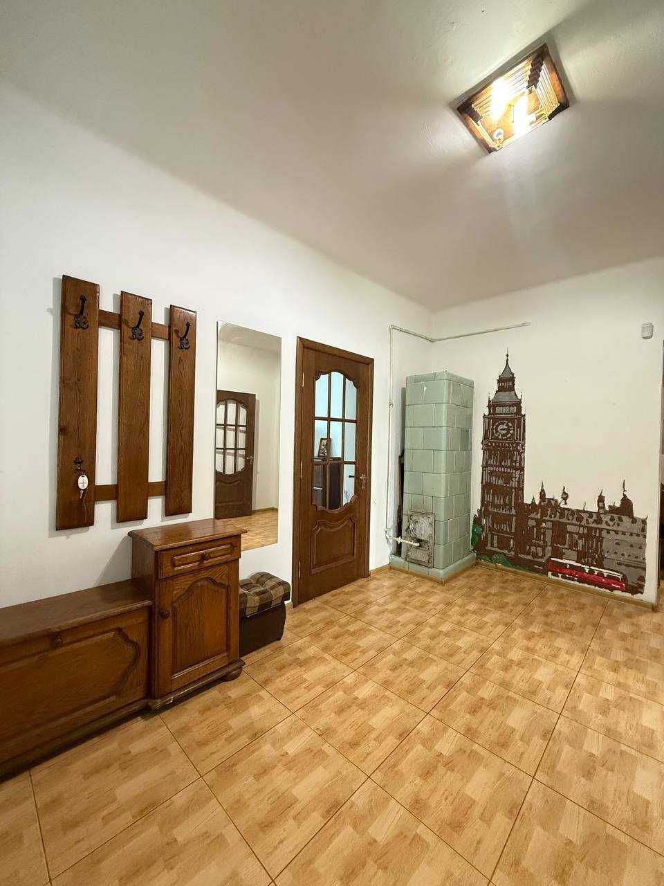 Продаж будинку в центрі міста