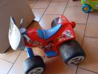 Mota quatro criança 1 ano e meio