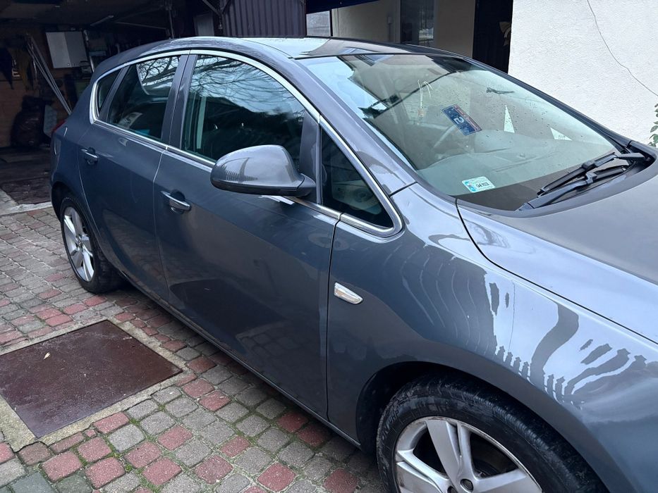 OPEL ASTRA 1.4 TURBO / PRYWATNIE / Bogata wersja