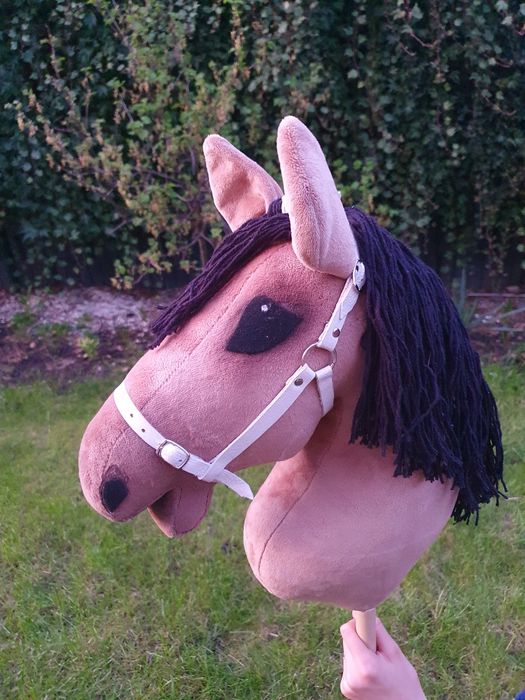 Hobby Horse z czarną grzywą Piękny! idealny na prezent.