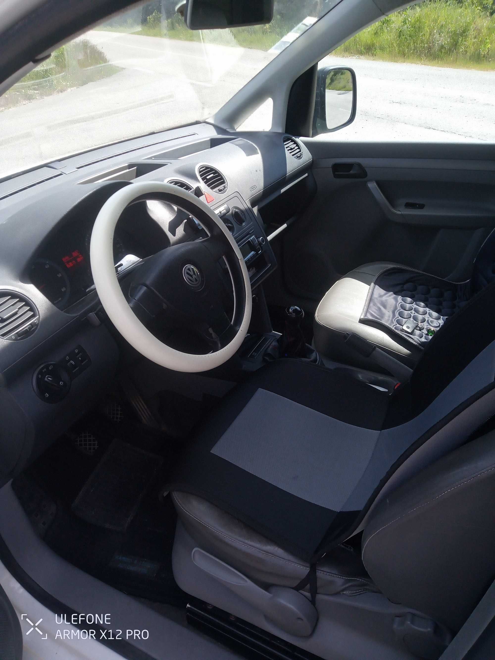 Vw caddy 2010 vende se