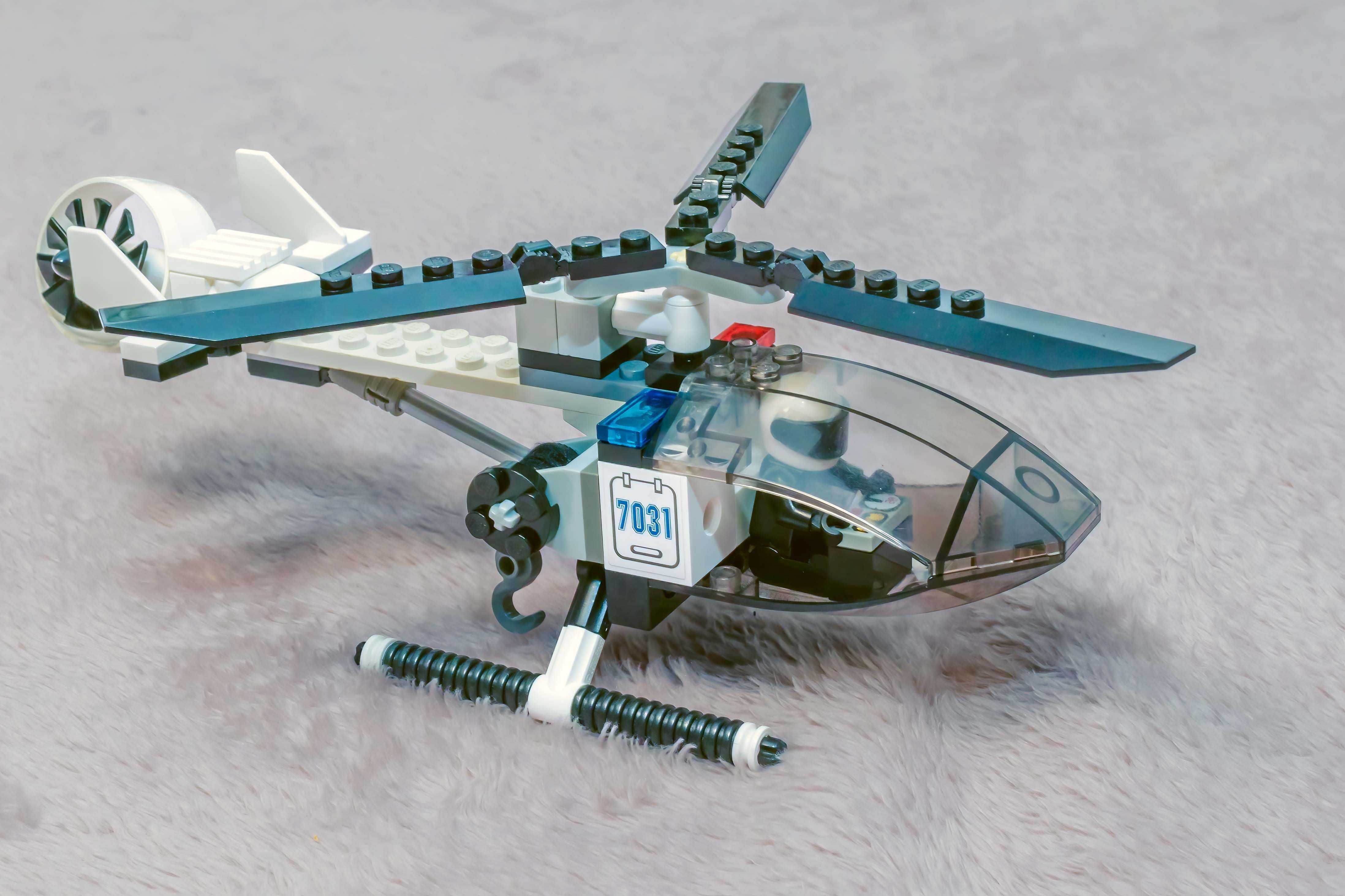 LEGO 7031 - LEGO CITY - Helikopter policyjny