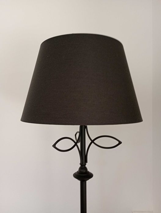 Stylowa Lampa podłogowa 188 cm wsoka do salonu stojąca czarny mat