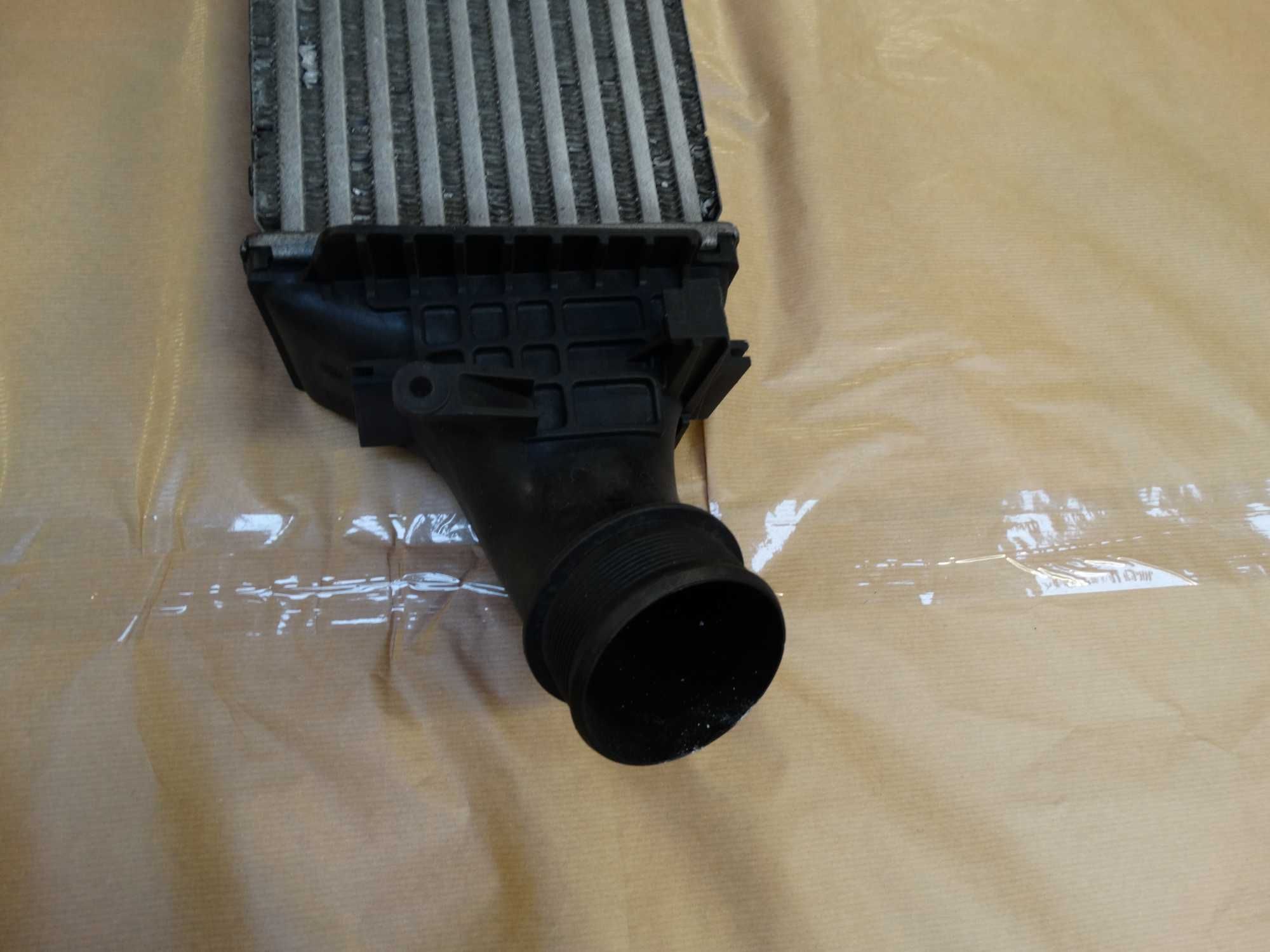 intercooler chłodnica powietrza Audi Q5 3,0TDi A4 A5 A6