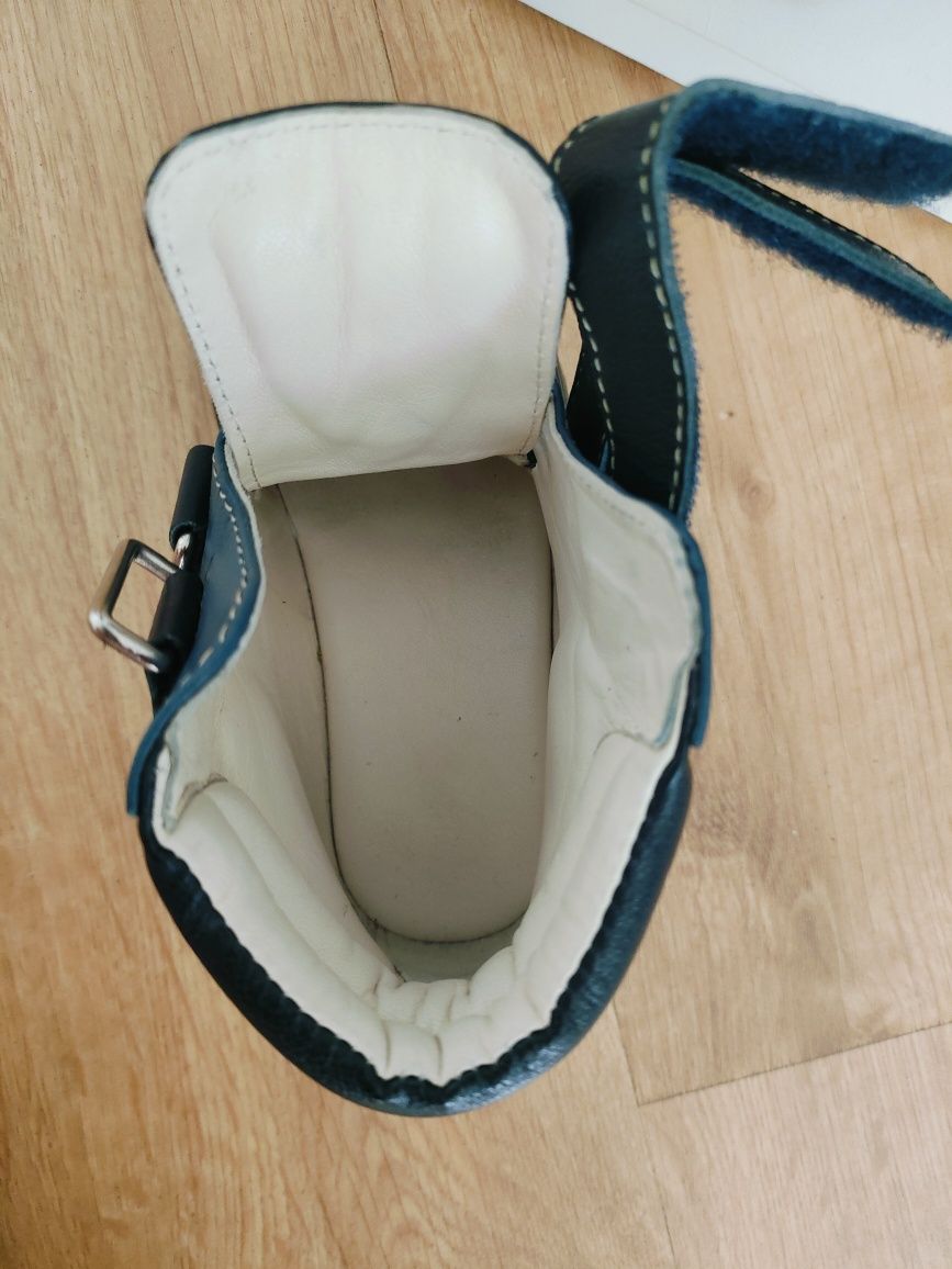 Buty jesienne  zimowe ze skóry dla chłopca 23 memo