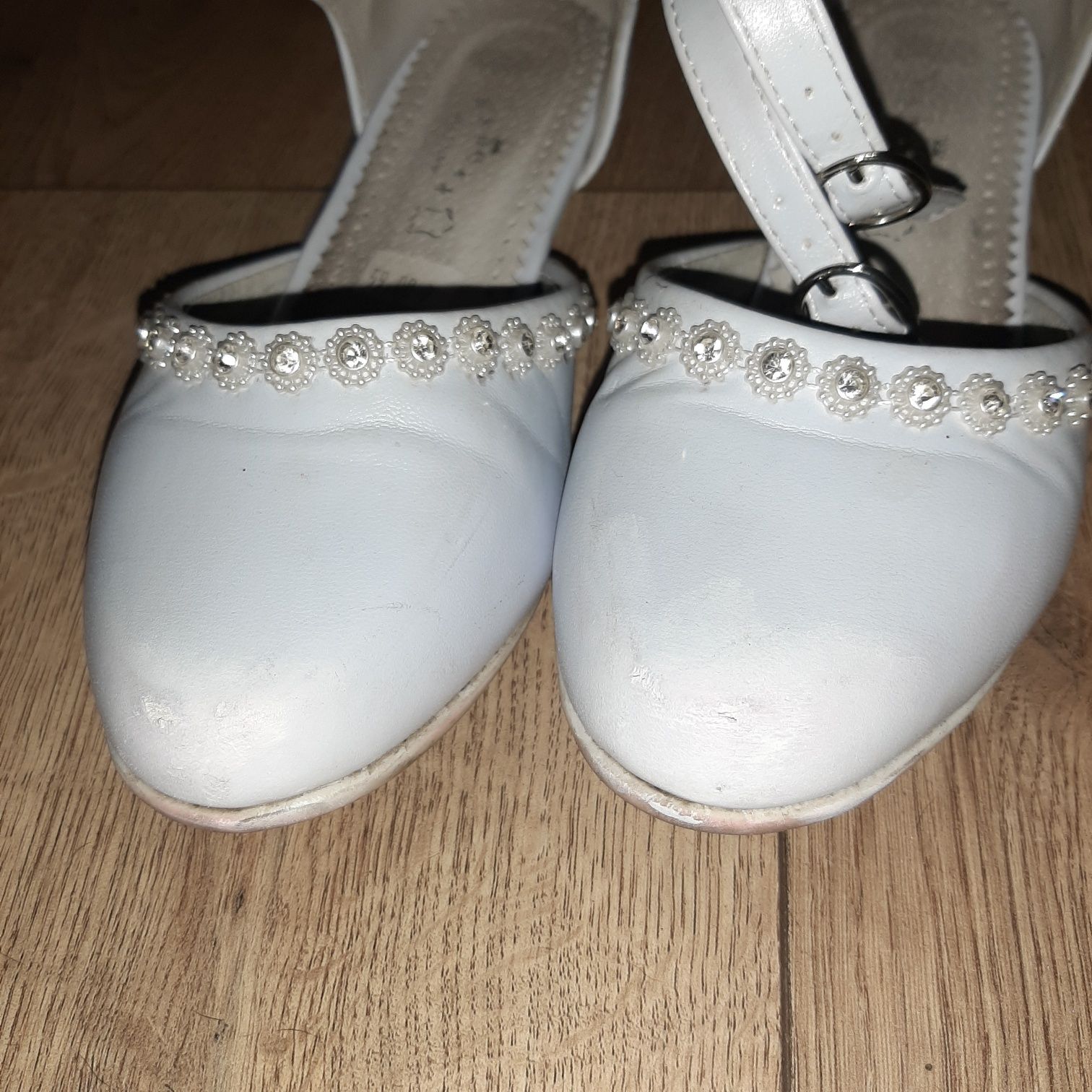 Buty komunijne roz.32