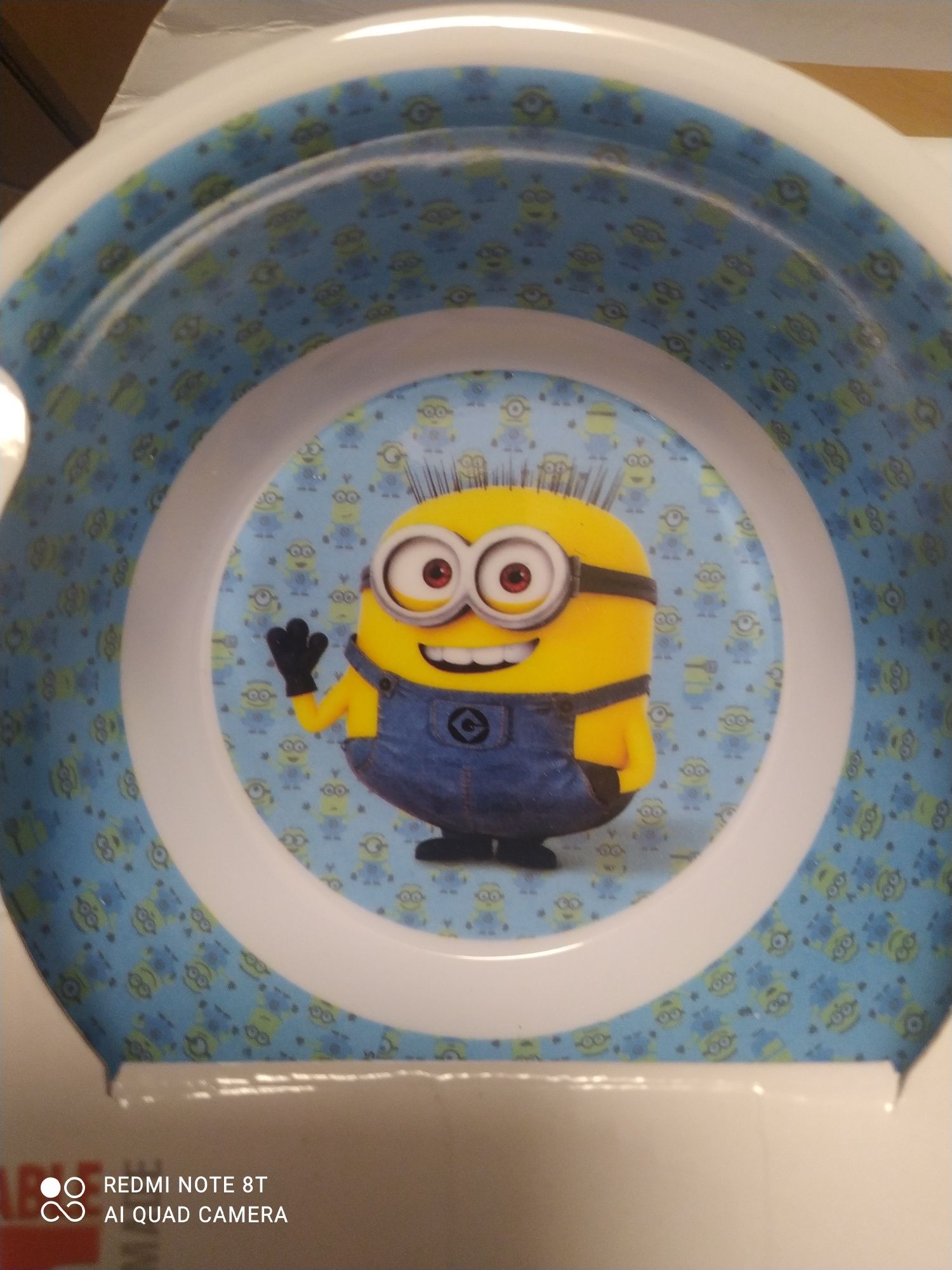 Minionki zestaw śniadaniowy miska kubek talerzyk minionki