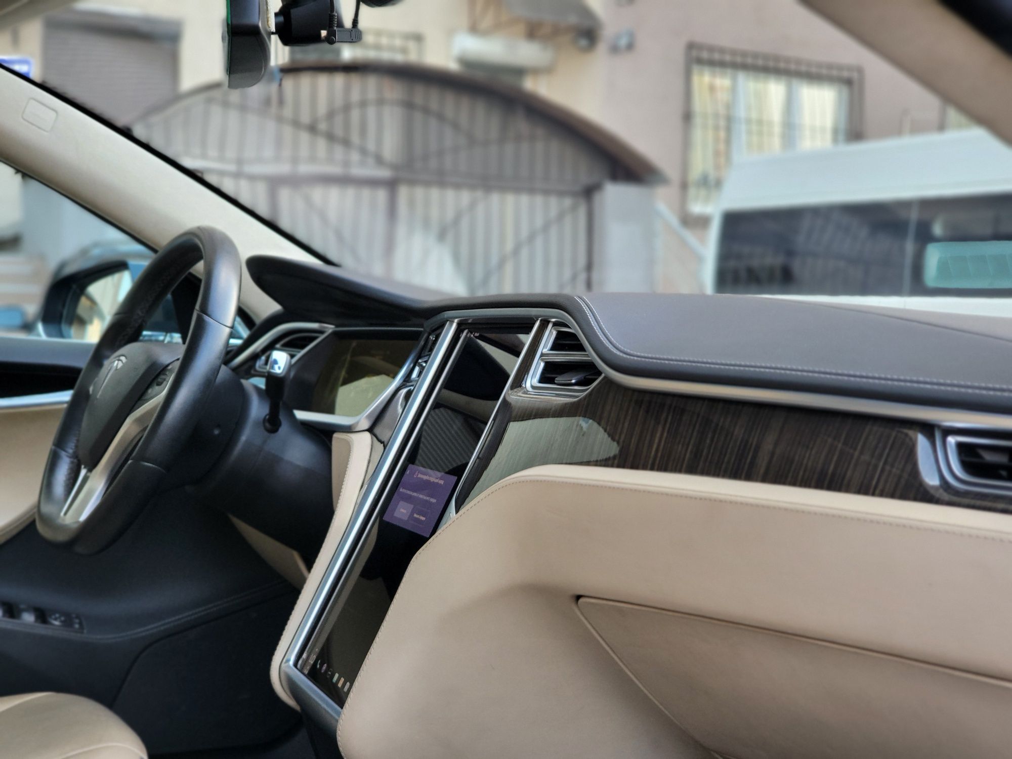 Tesla Model S P85+ 2014р.без дтп в наявності з Норвегії