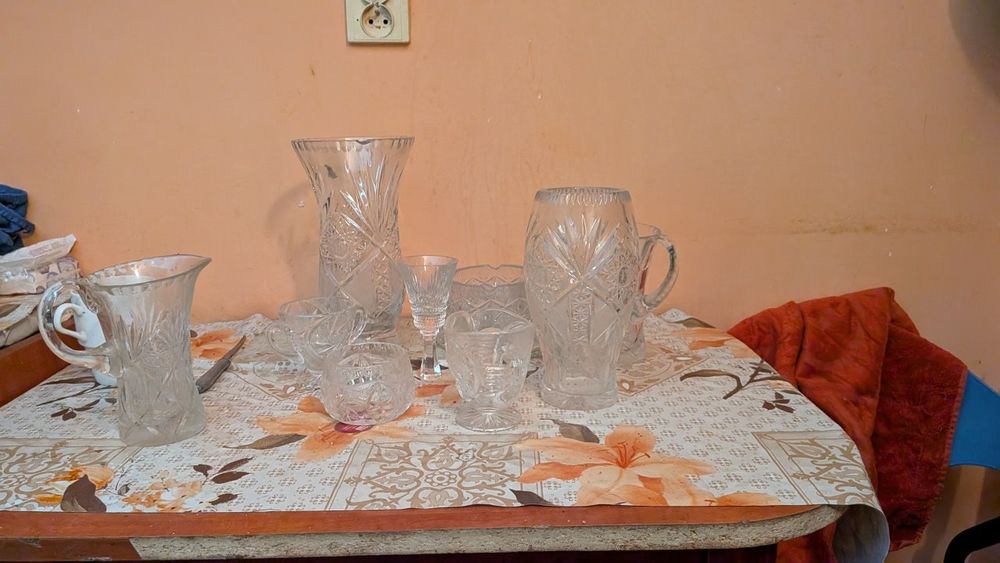 Zestaw kryształów PRL-wazon, kufel, dzbanek, szklanki