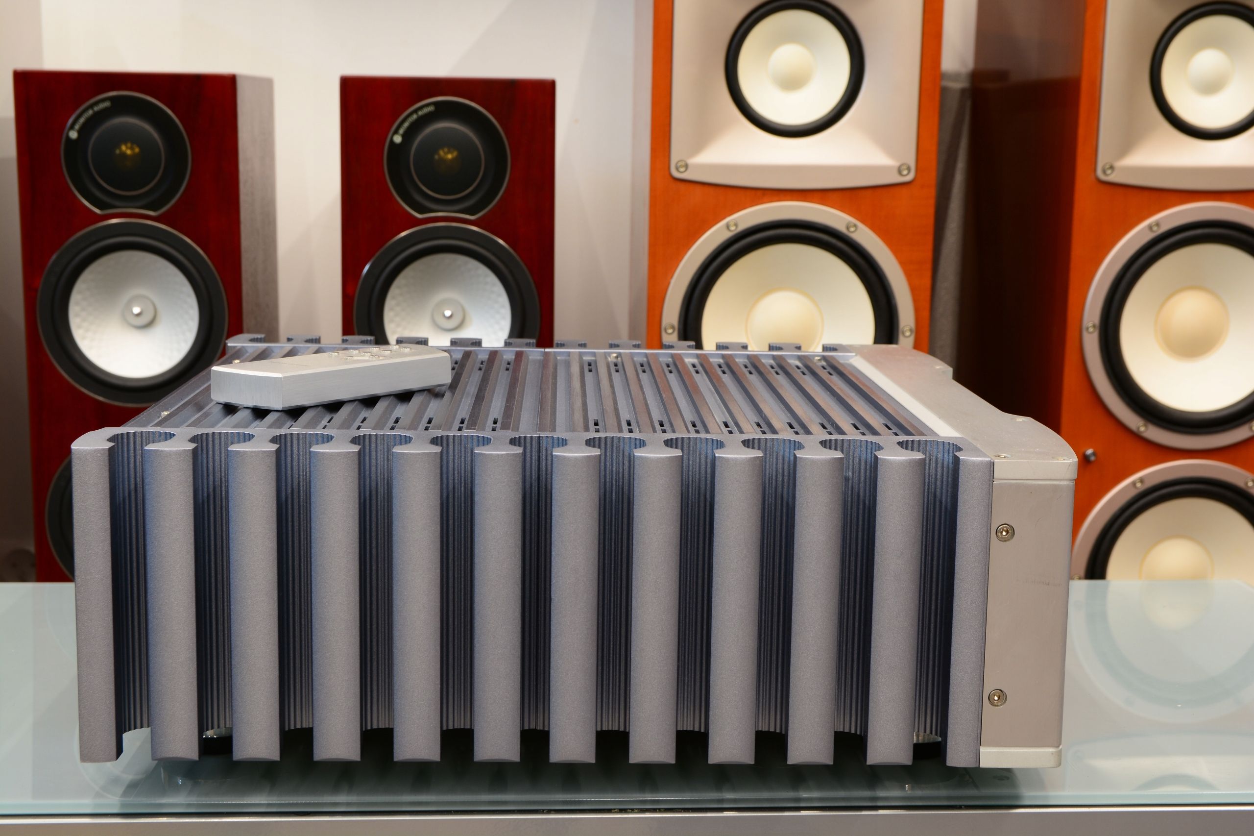 wzmacniacz stereo Xindak XA6950 XLR + pilot zestaw w idealnym stanie!