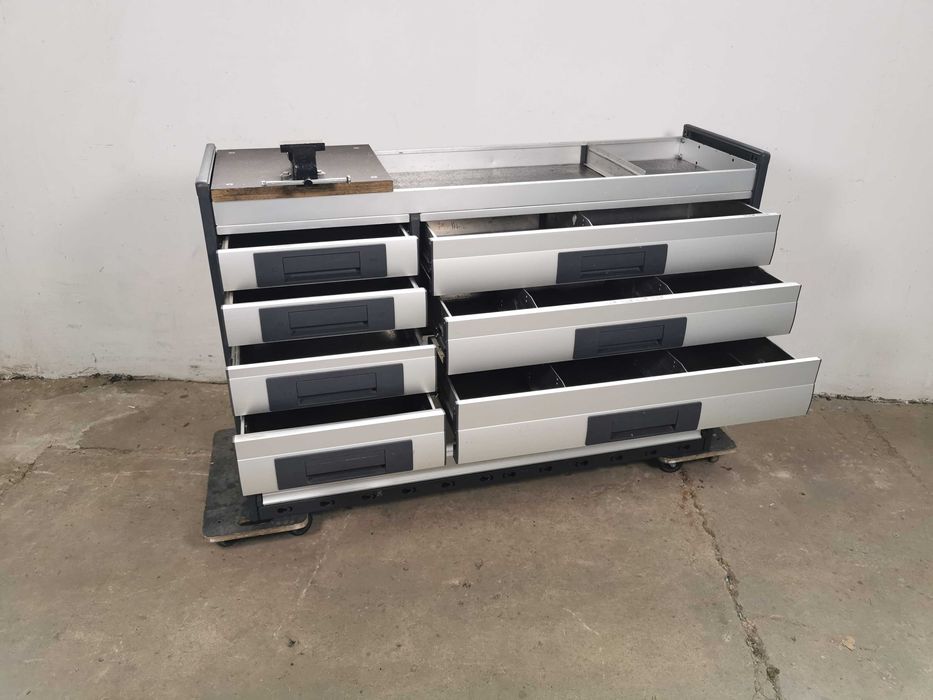 Zabudowa serwisowa warsztatowa regał samochodowy serwisowy BOTT